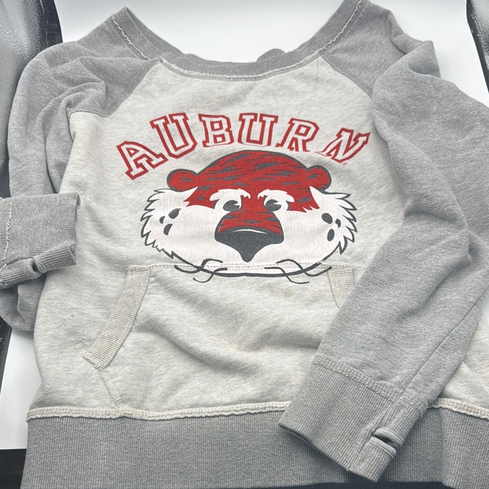 🐅Auburn Gray L Sweatshirt w/Aubie face-gameday- team spirit-March madness spring